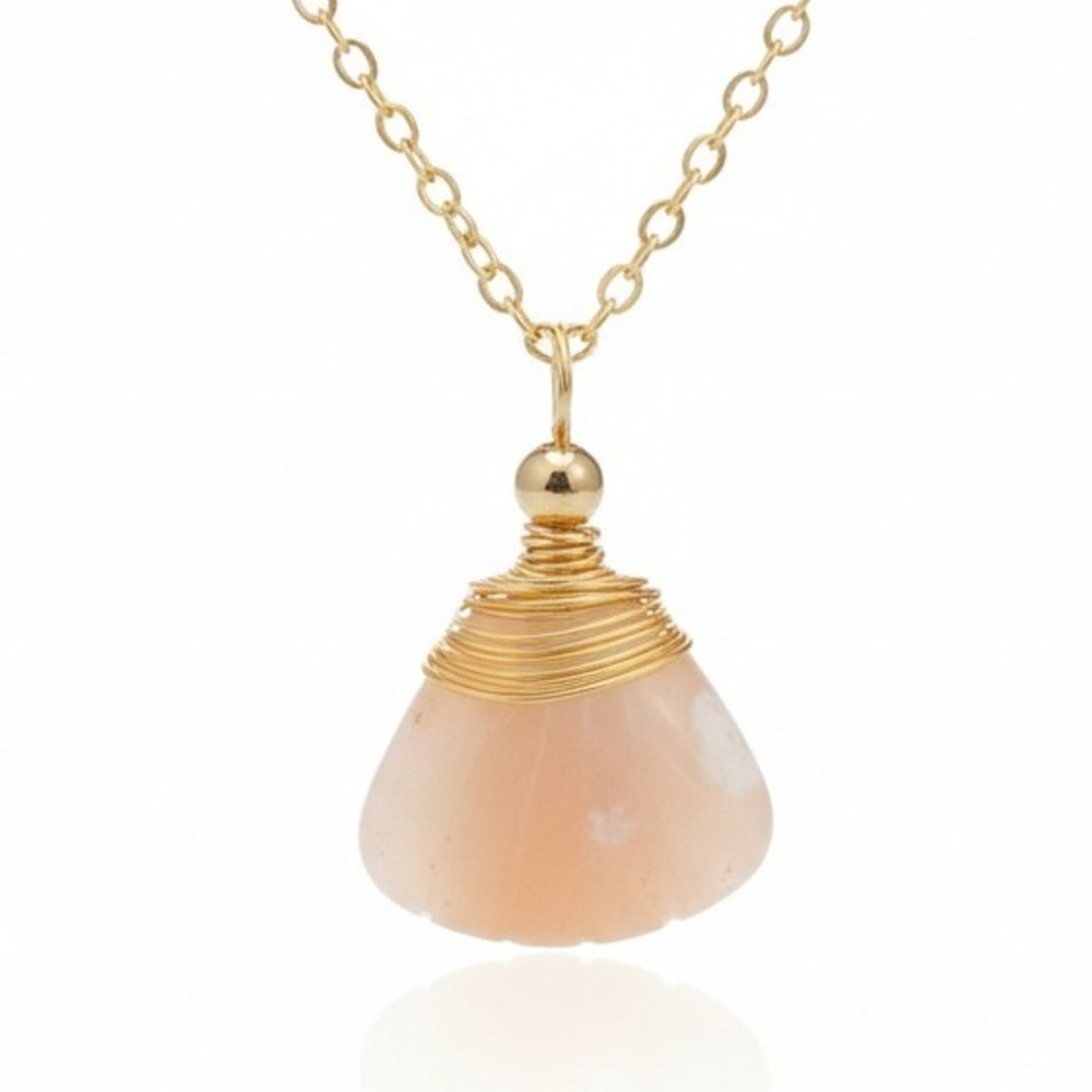 Delicate Flower Agate Shell Crystal‎ Pendant Necklace Gold Wire Wrapped Gemstone